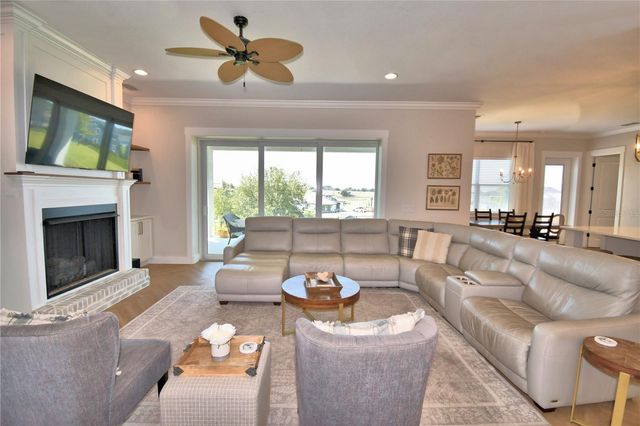 203 SPRING AZURE DRIVE, Lake Alfred, FL 33850