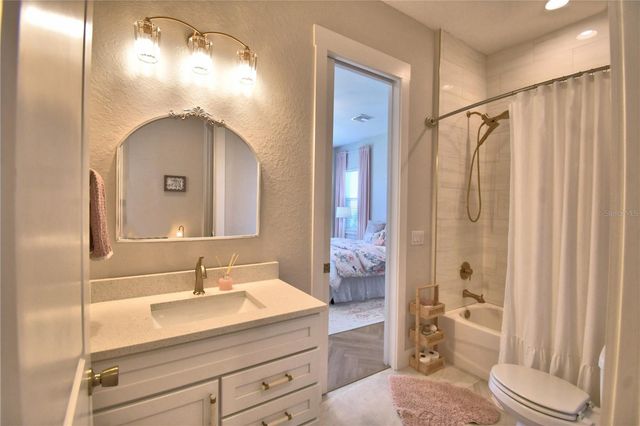 203 SPRING AZURE DRIVE, Lake Alfred, FL 33850