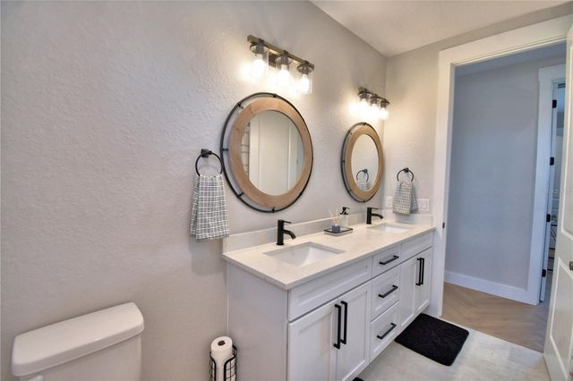 203 SPRING AZURE DRIVE, Lake Alfred, FL 33850