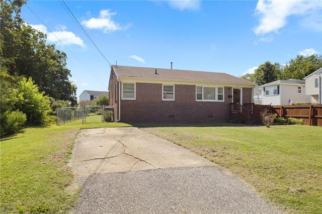 612 N Hope ST, Hampton, VA 23663