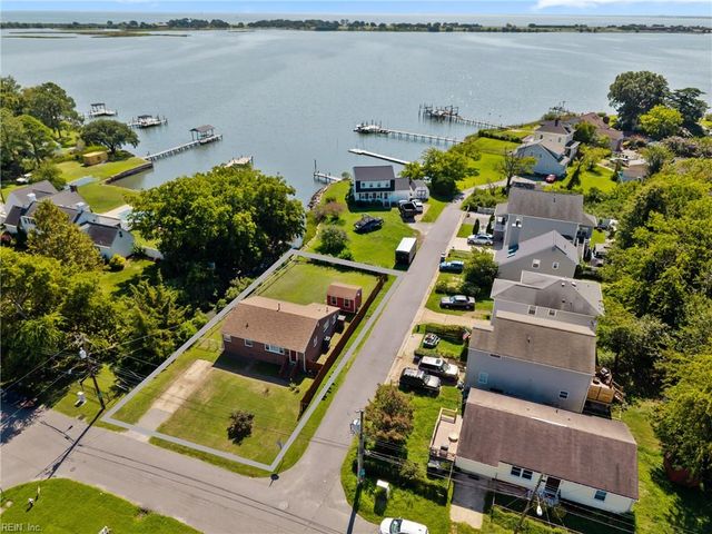 612 N Hope ST, Hampton, VA 23663