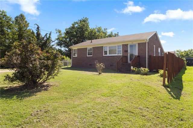 612 N Hope ST, Hampton, VA 23663