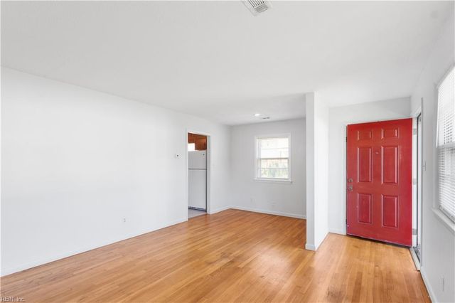 612 N Hope ST, Hampton, VA 23663