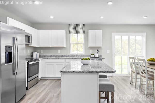 3907-6 15th Street Drive NE, Hickory, NC 28601