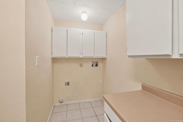 7607 Windsor Oaks, San Antonio, TX 78239