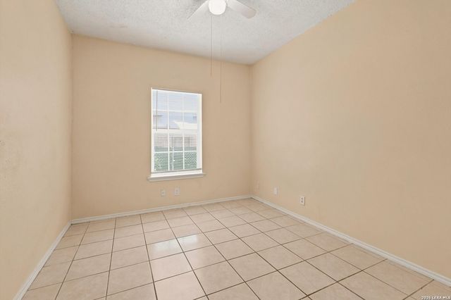 7607 Windsor Oaks, San Antonio, TX 78239