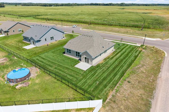 12184 41st Ave SE, Becker, MN 55308