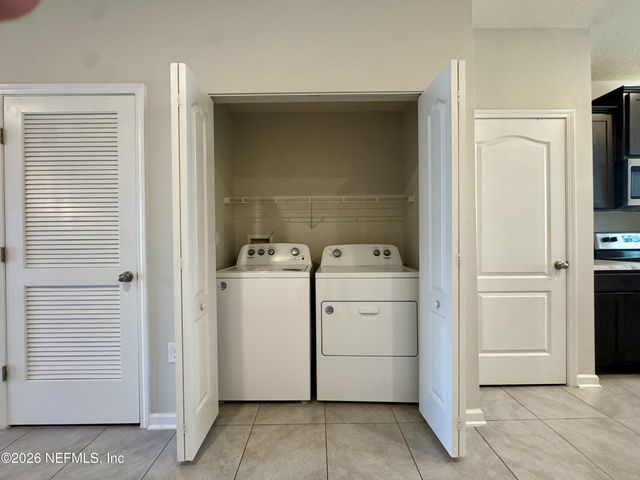 3992 VILLAGE VIEW Lane, Orange Park, FL 32065