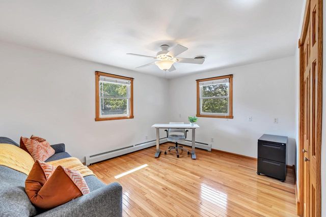 160 Roselawn BOULEVARD, Allouez, WI 54301