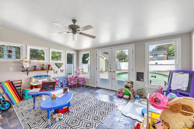 160 Roselawn BOULEVARD, Allouez, WI 54301