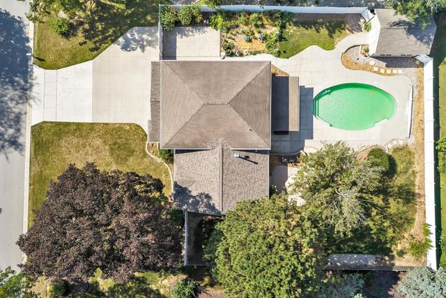 160 Roselawn BOULEVARD, Allouez, WI 54301