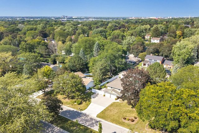 160 Roselawn BOULEVARD, Allouez, WI 54301