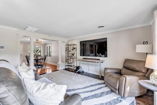 160 Roselawn BOULEVARD, Allouez, WI 54301
