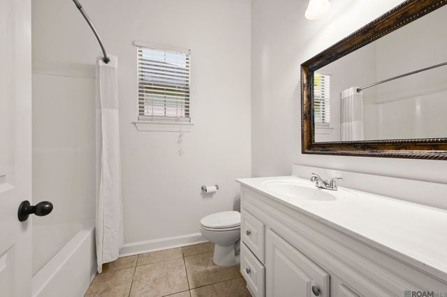 9216 Magnolia Leaf Ave, Baton Rouge, LA 70810