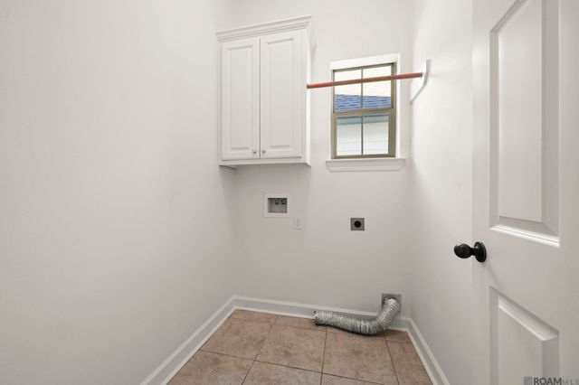 9216 Magnolia Leaf Ave, Baton Rouge, LA 70810