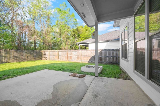 9216 Magnolia Leaf Ave, Baton Rouge, LA 70810