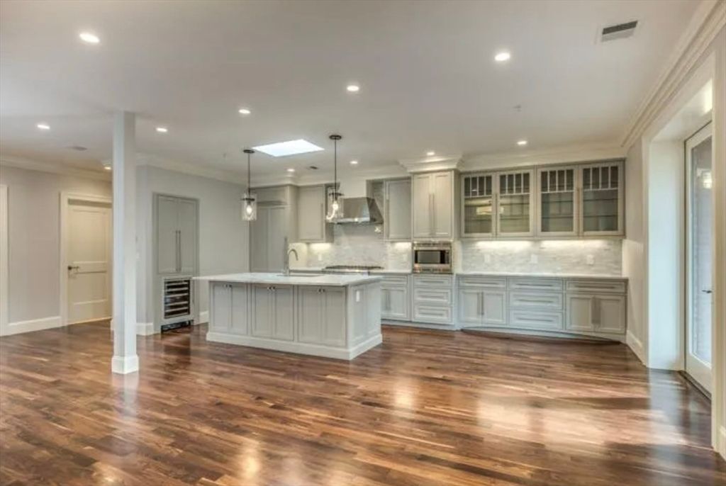 30 Winchester 5, Brookline, MA 02446