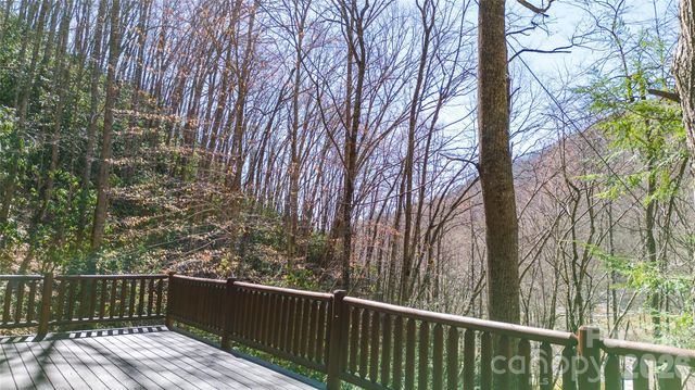 3458 Dicks Creek Road, Whittier, NC 28789