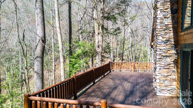 3458 Dicks Creek Road, Whittier, NC 28789