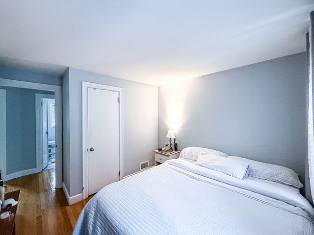 19 Hawthorne Rd, Ashland, MA 01721