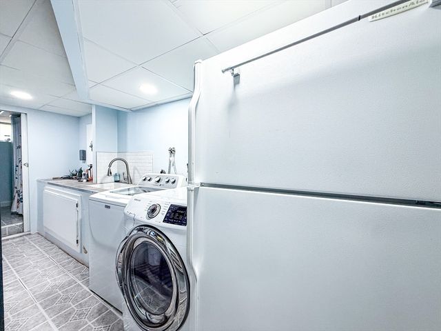 19 Hawthorne Rd, Ashland, MA 01721