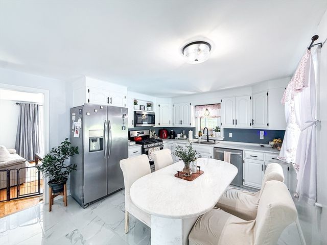 19 Hawthorne Rd, Ashland, MA 01721