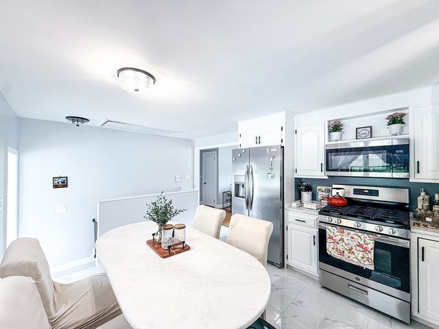 19 Hawthorne Rd, Ashland, MA 01721