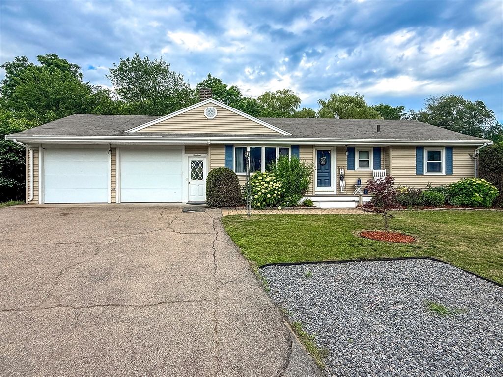19 Hawthorne Rd, Ashland, MA 01721