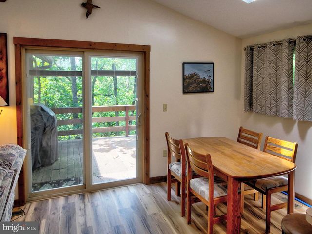 141 MALLARD DR, Basye, VA 22810