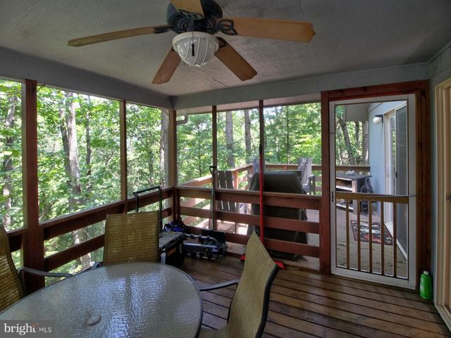 141 MALLARD DR, Basye, VA 22810