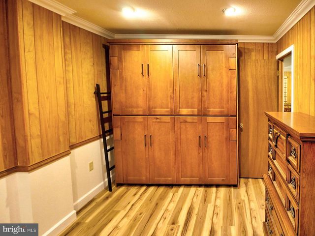 141 MALLARD DR, Basye, VA 22810
