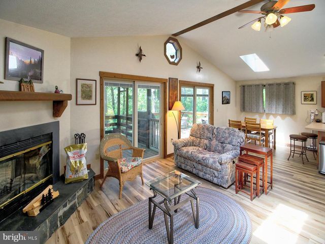 141 MALLARD DR, Basye, VA 22810