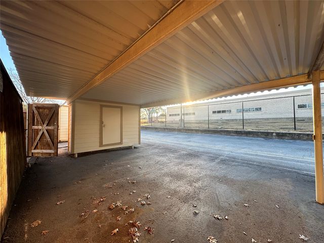 13747 Brookgreen Circle, Dallas, TX 75240