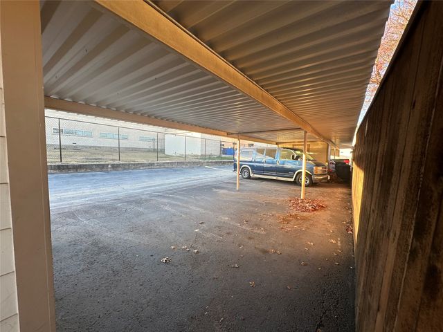 13747 Brookgreen Circle, Dallas, TX 75240