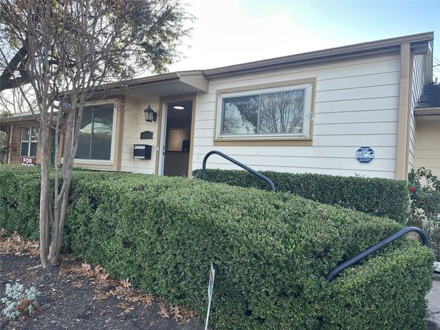 13747 Brookgreen Circle, Dallas, TX 75240