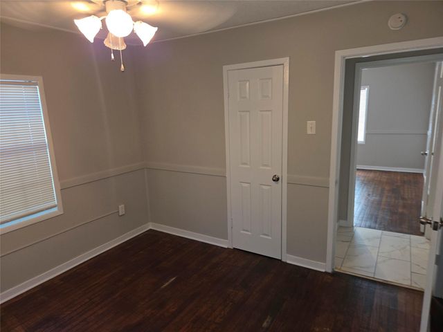 505 Peggy Street, Baytown, TX 77520