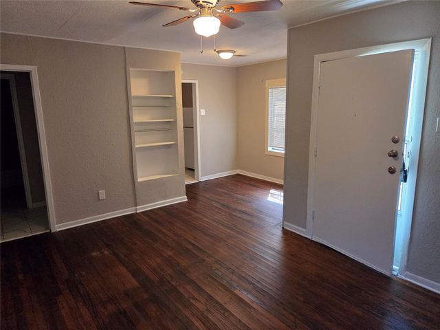 505 Peggy Street, Baytown, TX 77520