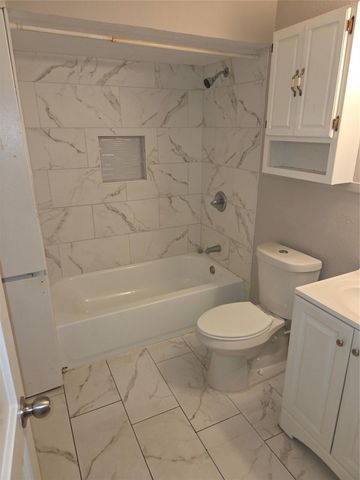 505 Peggy Street, Baytown, TX 77520