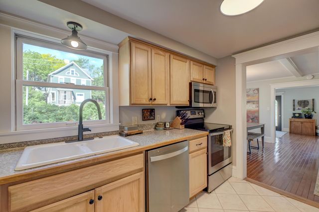 121 Cherry Street W, Stillwater, MN 55082