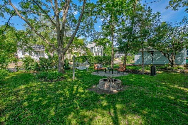 121 Cherry Street W, Stillwater, MN 55082