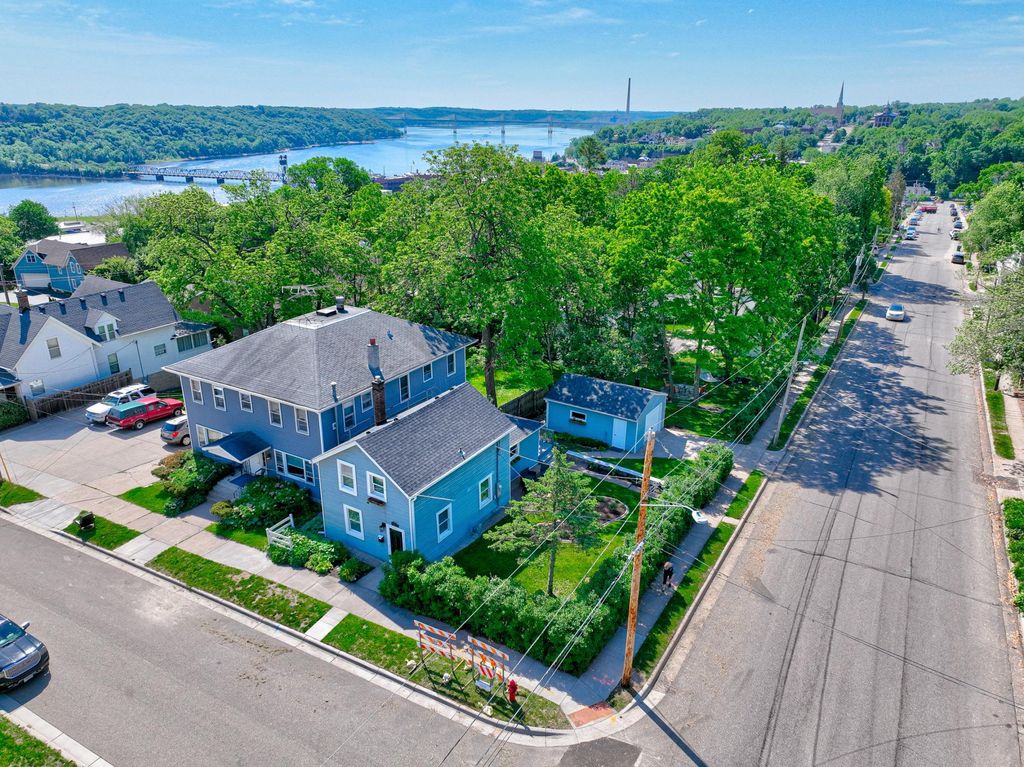 121 Cherry Street W, Stillwater, MN 55082