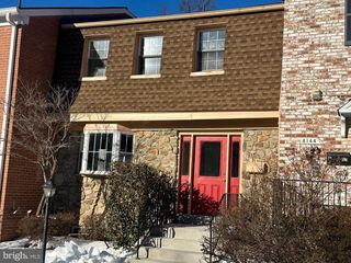 8146 LARKIN LN, Vienna, VA 22182