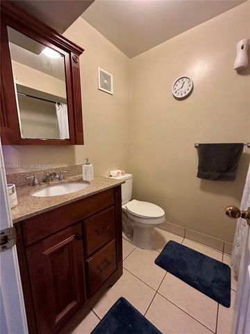 2916 NW 55th Ave 2D, Lauderhill, FL 33313