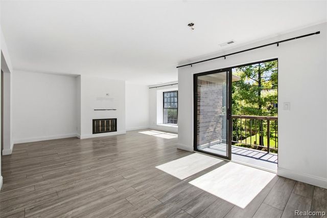 29825 Indian Trail Trail, Farmington Hills, MI 48331