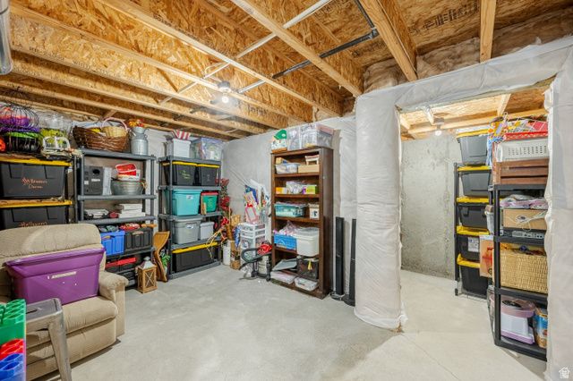 131 N REVERE LN, Lehi, UT 84043