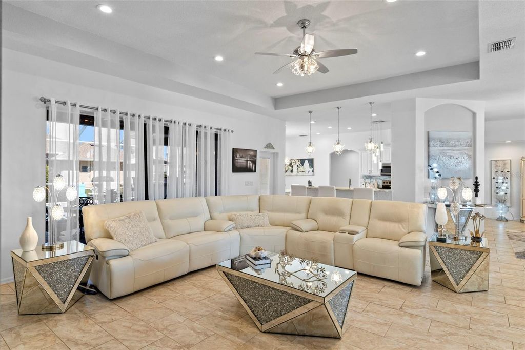 Image 21 of property listing at 4061 MISTY VIEW DRIVE, Spring Hill, FL 34609