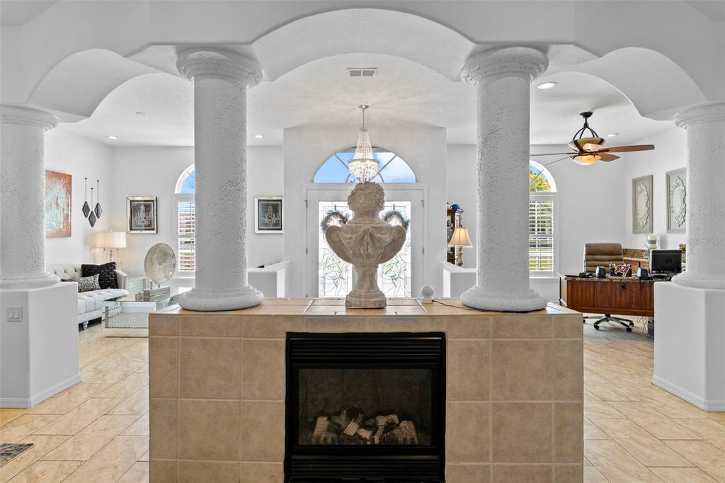 Image 4 of property listing at 4061 MISTY VIEW DRIVE, Spring Hill, FL 34609