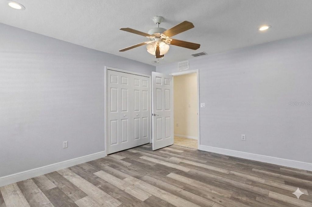 Image 43 of property listing at 4061 MISTY VIEW DRIVE, Spring Hill, FL 34609