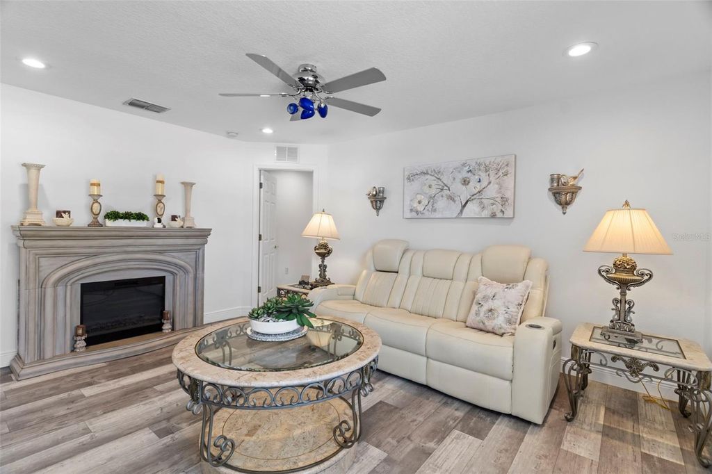 Image 49 of property listing at 4061 MISTY VIEW DRIVE, Spring Hill, FL 34609