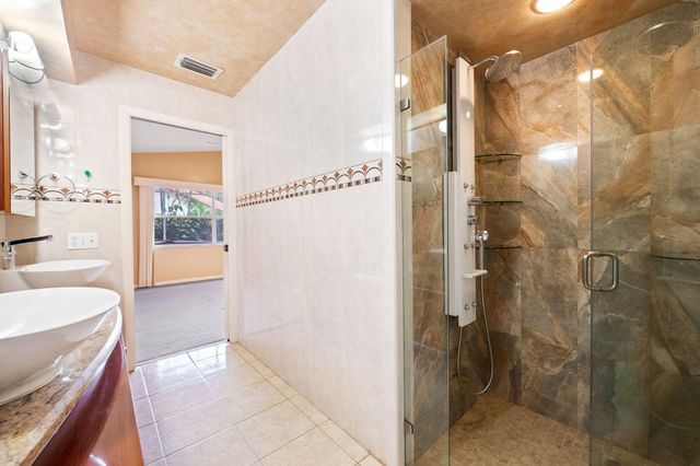 2712 Cayenne Avenue, Cooper City, FL 33026
